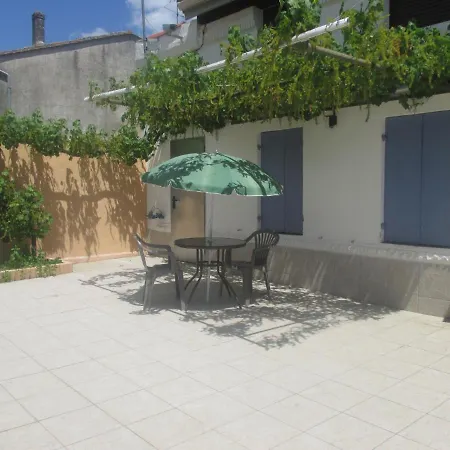 Maison Individuelle * 리부른